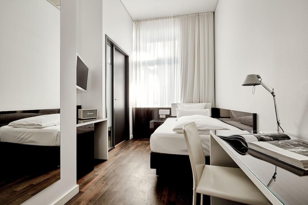 The Pure, Frankfurt, A Member Of Design Hotels Frankfurt nad Menem Zewnętrze zdjęcie